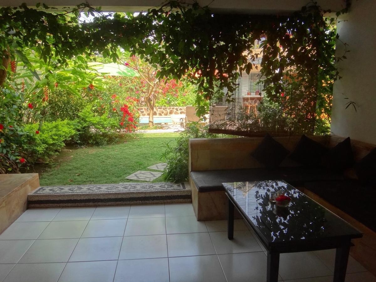 Villa Lumbalumba Lovina Εξωτερικό φωτογραφία