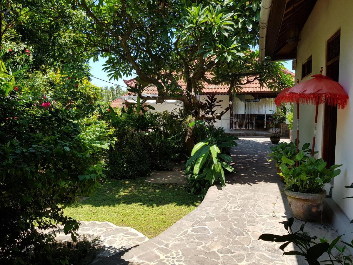 Villa Lumbalumba Lovina Εξωτερικό φωτογραφία